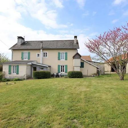 Chez Brouge Hébergement de vacances Momas