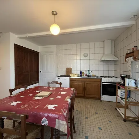 Chez Brouge * Momas