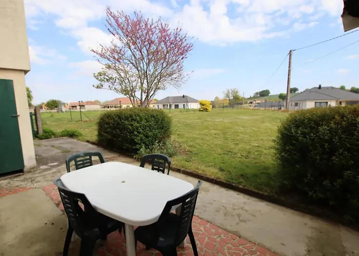 Chez Brouge 別荘 Momas